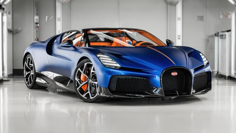 Bugatti W16 Mistral Matt blue Wallpaper