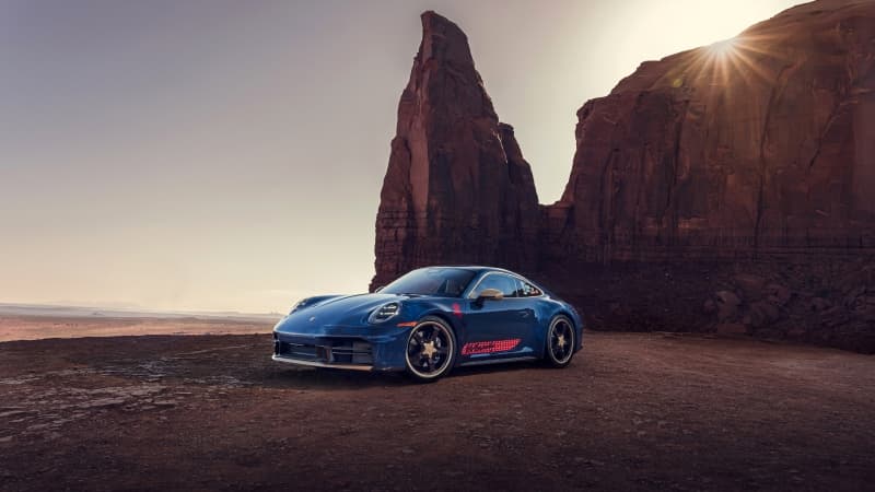Porsche 911 Carrera T inspired by Woody Wallpaper