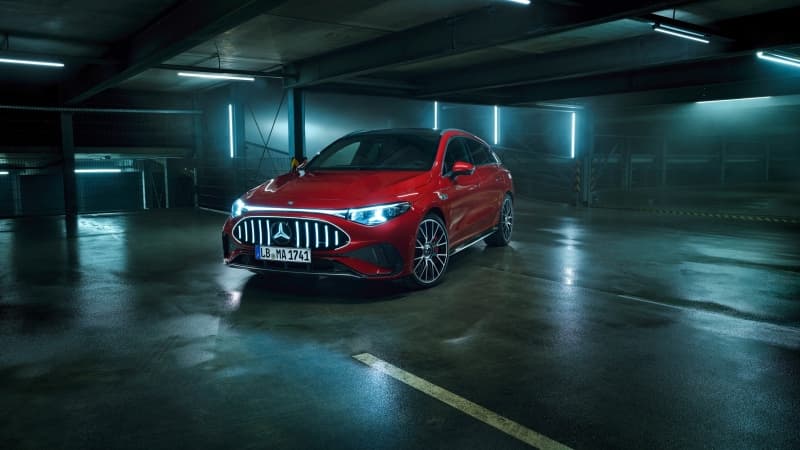 Mercedes-AMG CLA 45 Shooting Brake 2026 Wallpaper