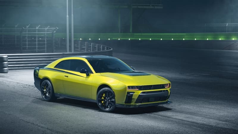 Dodge Charger Super Bee 2027 Wallpaper
