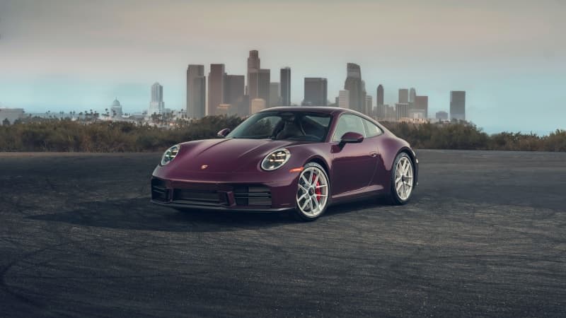 Porsche 911 Carrera S MT 2026 Wallpaper