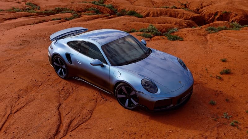 Porsche 911 Turbo S Desert Wallpaper