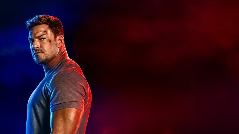 Alan Ritchson Jack Reacher Wallpaper