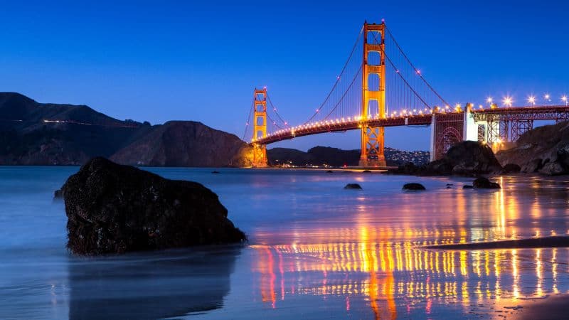 Golden Gate Bridge Reflection Wallpaper