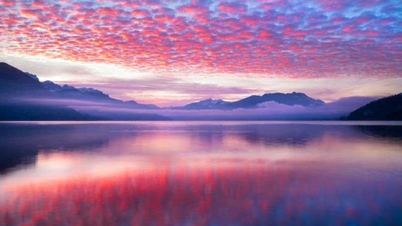 Pink clouds Reflection Wallpaper