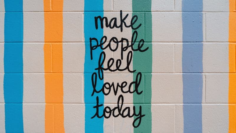 Make people feel Love today Wallpaper