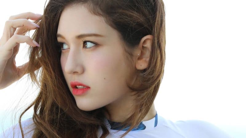 Jeon Somi Korean singer Wallpaper