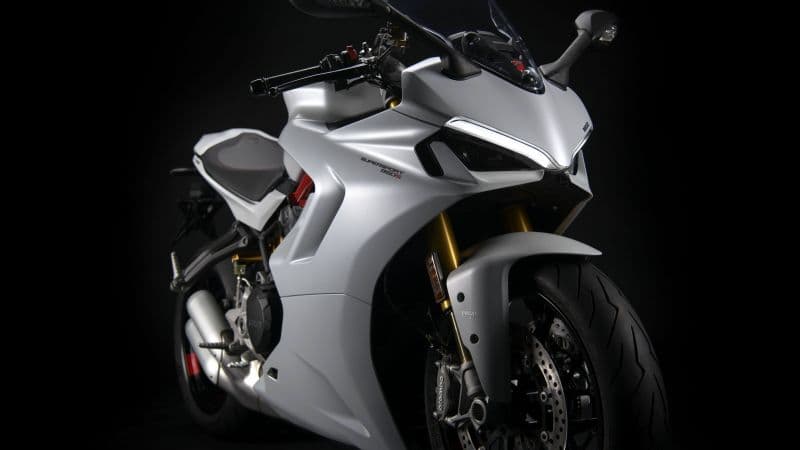 Ducati SuperSport 950 8K Wallpaper
