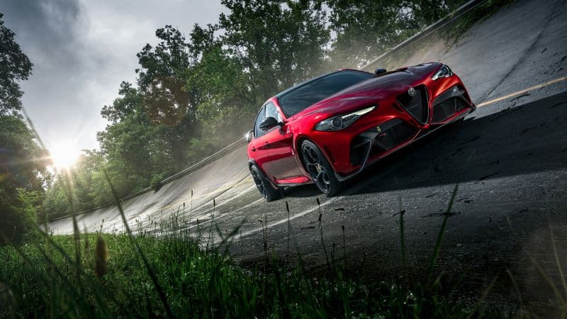 Alfa Romeo Giulia GTAm 8K Wallpaper