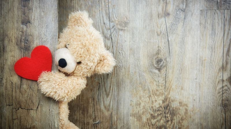 Red heart Teddy bear Wallpaper