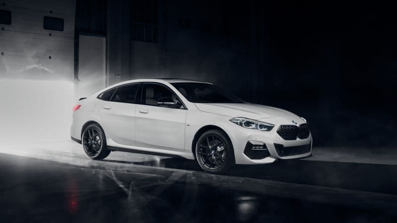BMW 220d Gran Coupé M Sport Black Edition Wallpaper