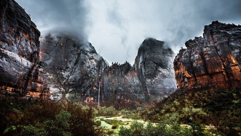 Zion National Park Waterfall Wallpaper