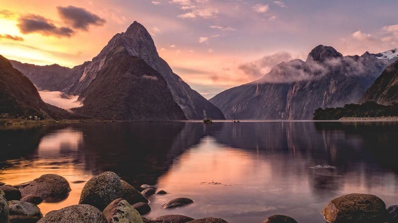 Fiordland National Park Milford Sound Wallpaper