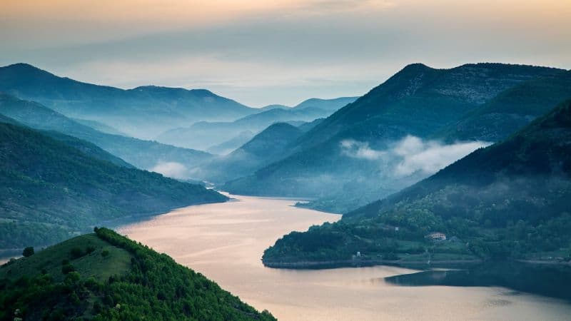 Kardzhali Reservoir Bulgaria Wallpaper