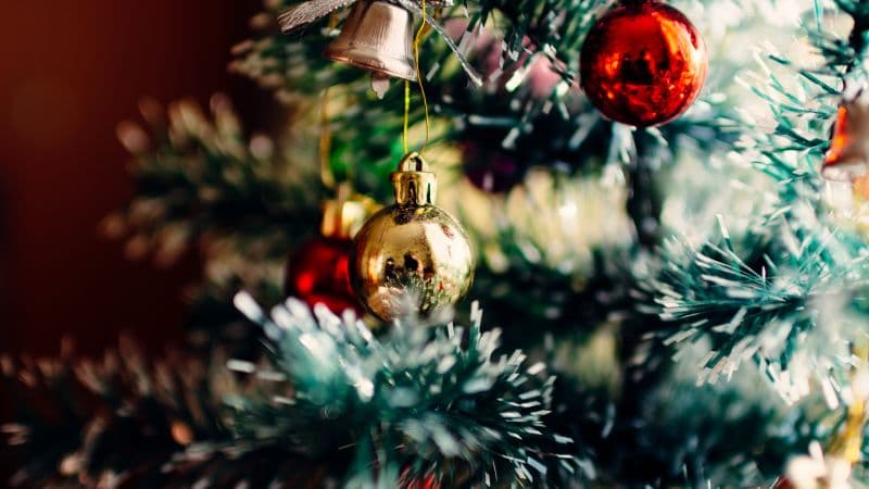 Christmas decoration Christmas balls Wallpaper
