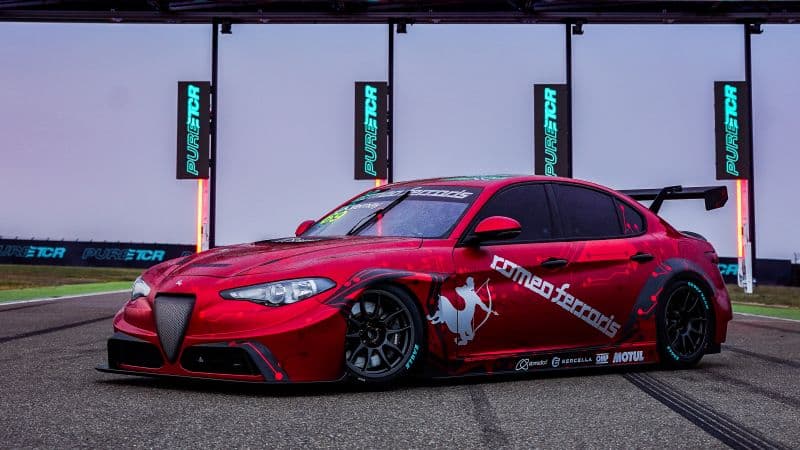 Alfa Romeo Giulia ETCR by Romeo Ferraris Wallpaper