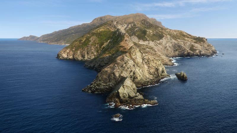 macOS Catalina Island Wallpaper