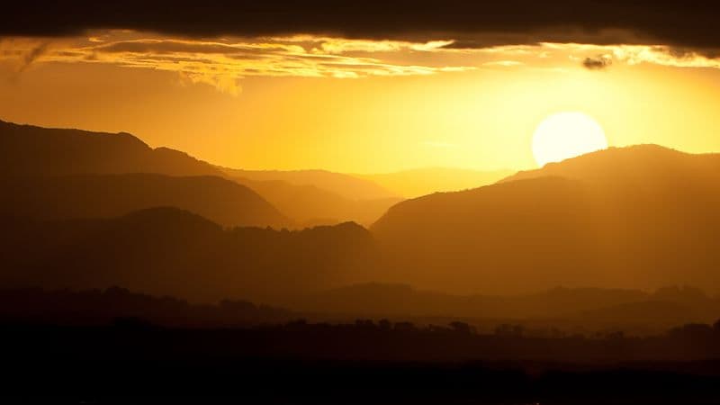 Serene Sunset Wallpaper