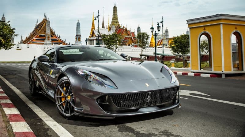 Ferrari 812 GTS Luxury sports cars Wallpaper