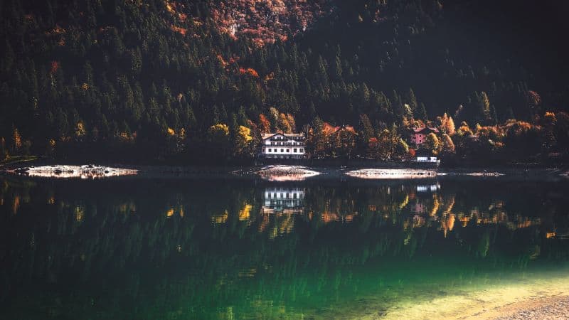 Lake Molveno Italy Wallpaper