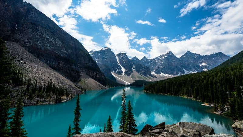 Moraine Lake Canada Wallpaper