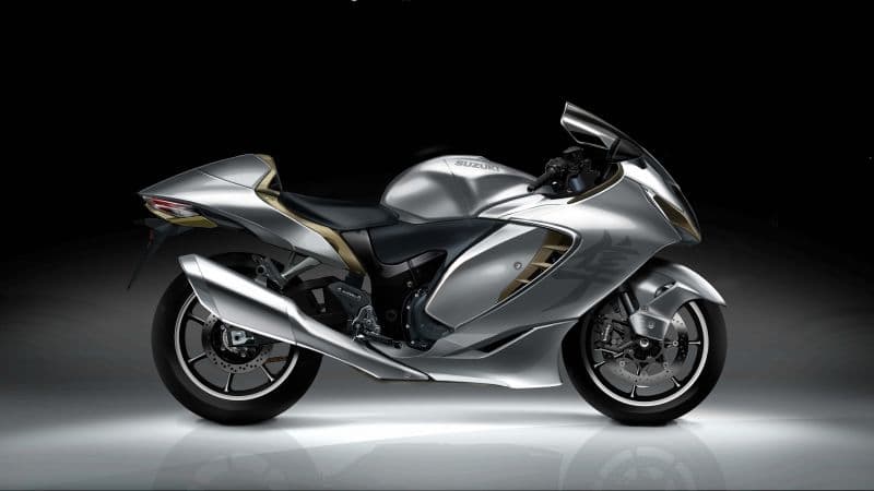 Suzuki Hayabusa Dark background Wallpaper