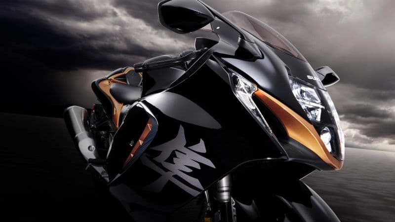 Suzuki Hayabusa 5K Wallpaper