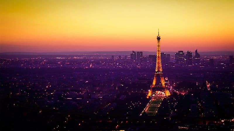 Eiffel Tower Twilight Wallpaper