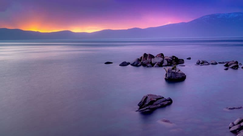 Rocky coast Rock formations Wallpaper
