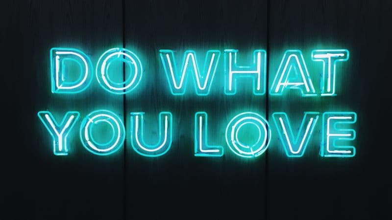 Do What You Love Black background Wallpaper
