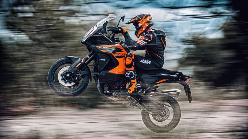 KTM 1290 Super Adventure S 2021 Wallpaper