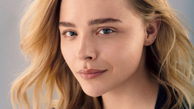 Chloe Grace Moretz Portrait Wallpaper