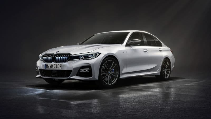 BMW 330i Iconic Edition 2021 Wallpaper