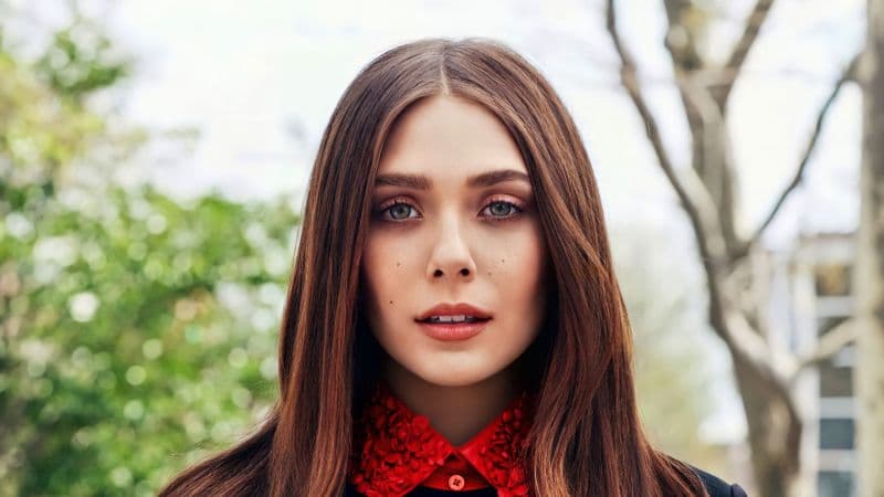 Elizabeth Olsen Beautiful actress Wallpaper