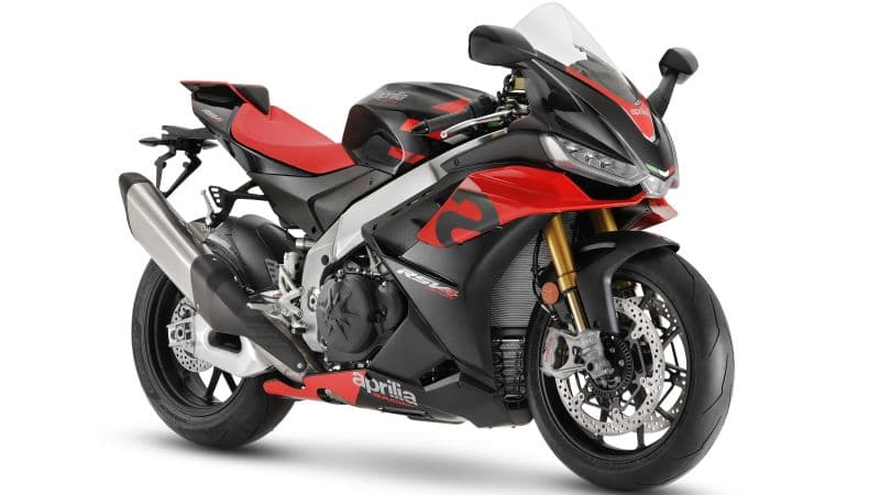 8K Aprilia RSV4 1100 Factory Wallpaper