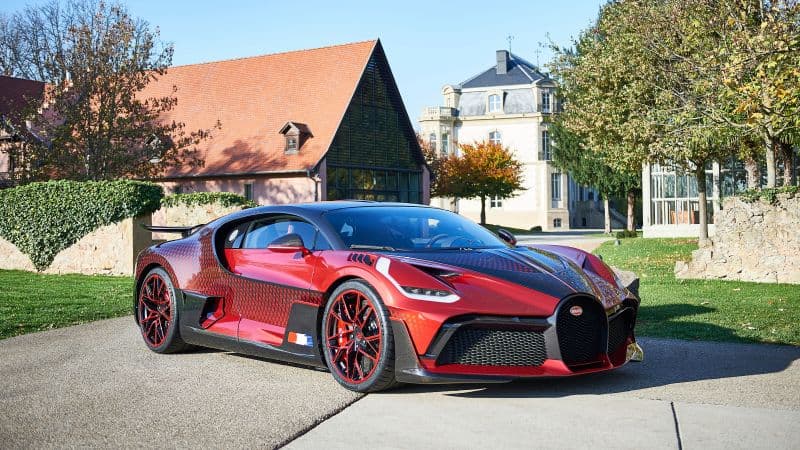 Bugatti Divo Lady Bug 8K Wallpaper