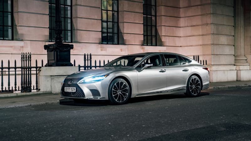 Lexus LS 500h 2021 Wallpaper