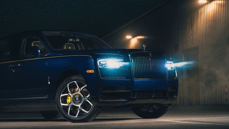Rolls-Royce Cullinan Black Badge Night Wallpaper
