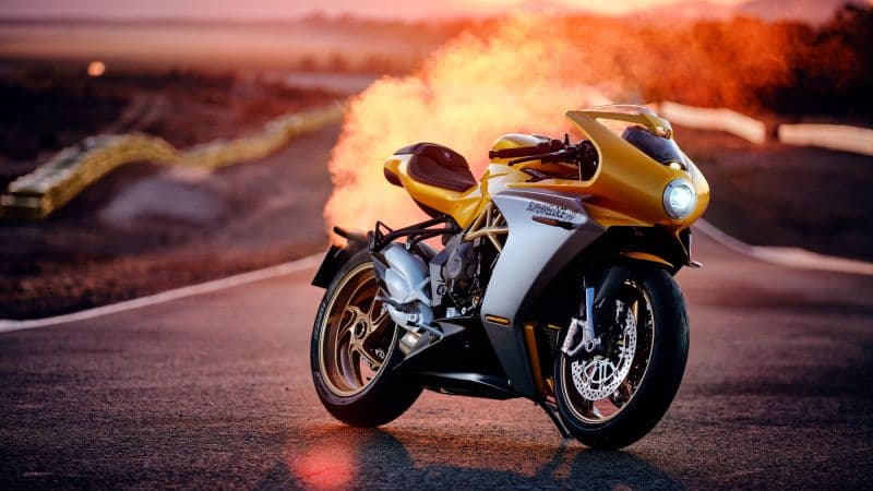 MV Agusta Superveloce Race bikes Wallpaper