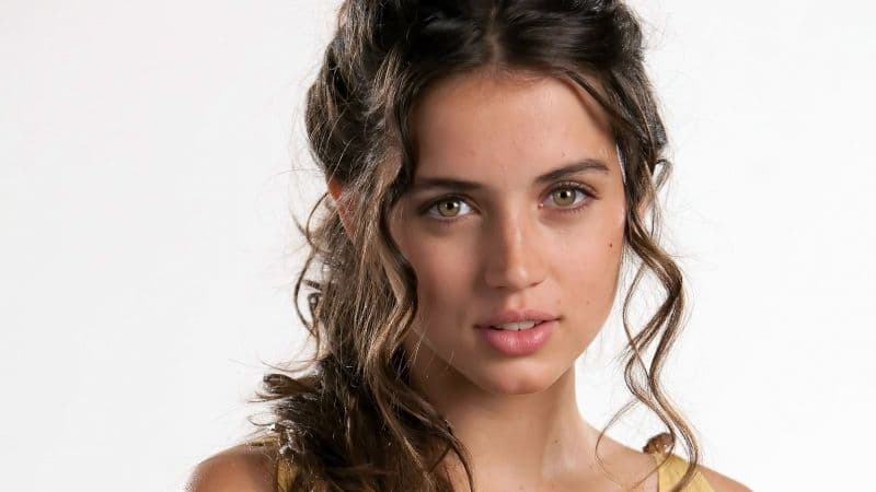 Ana de Armas High-res Wallpaper