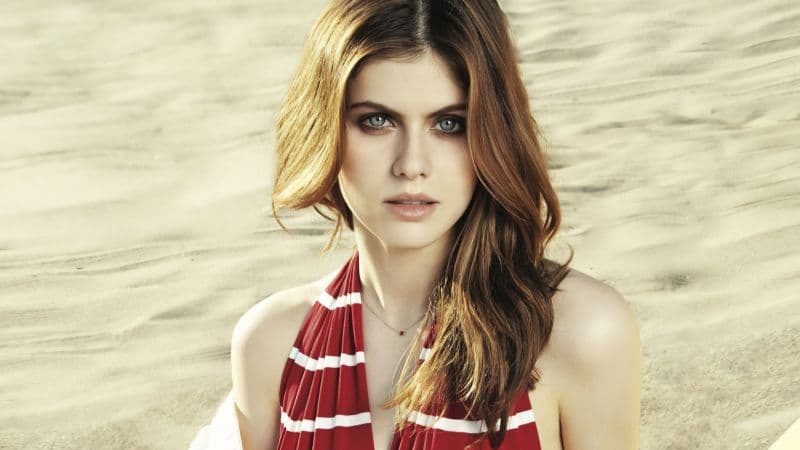 Alexandra Daddario Portrait Wallpaper