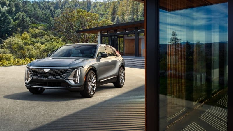 Cadillac Lyriq Electric crossover Wallpaper