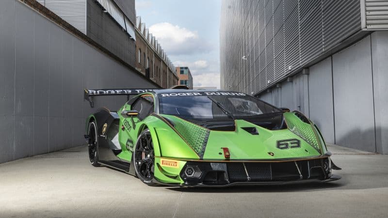 Lamborghini Essenza SCV12 Supercar Wallpaper
