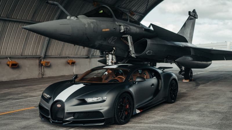 Dassault Rafale Bugatti Chiron Sport Les Légendes du Ciel Wallpaper