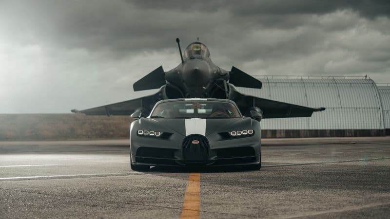Bugatti Chiron Sport Les Legendes Du Ciel Dassault Rafale Wallpaper
