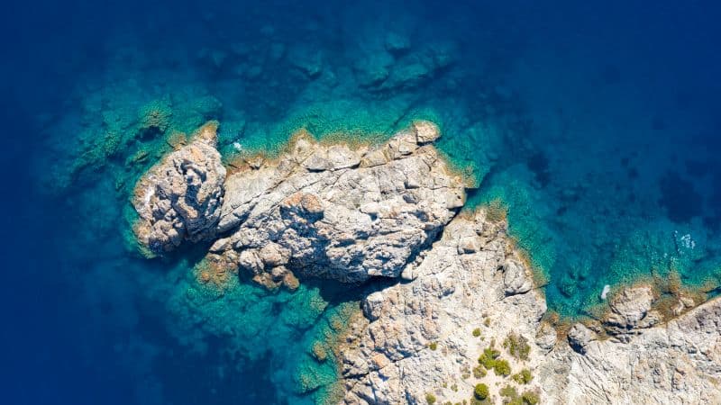 Rocky coast Seashore Wallpaper