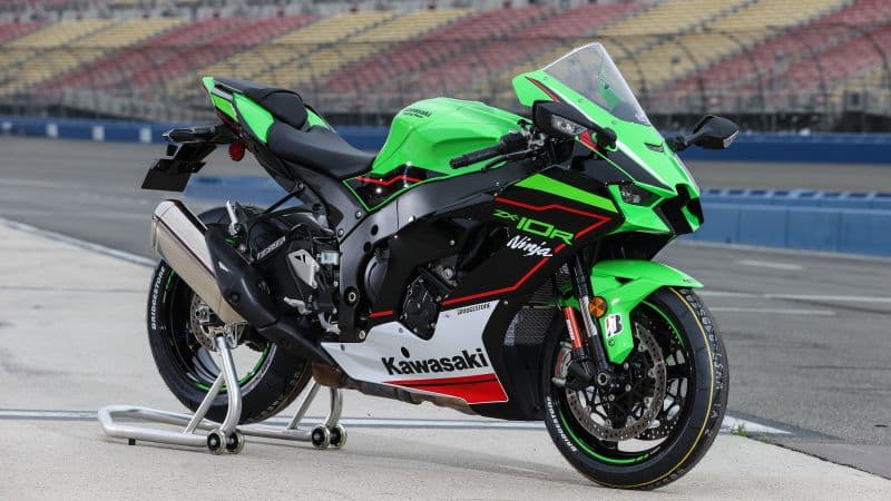 Kawasaki Ninja ZX-10R 2021 Wallpaper