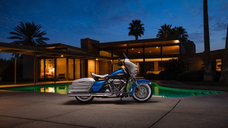 Harley-Davidson Elecra Glide Classic bikes Wallpaper
