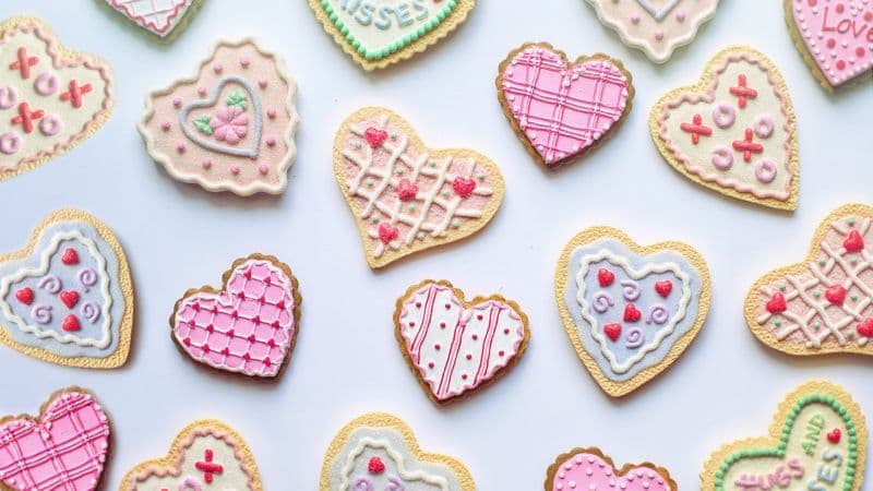 Cookies Heart shape Wallpaper