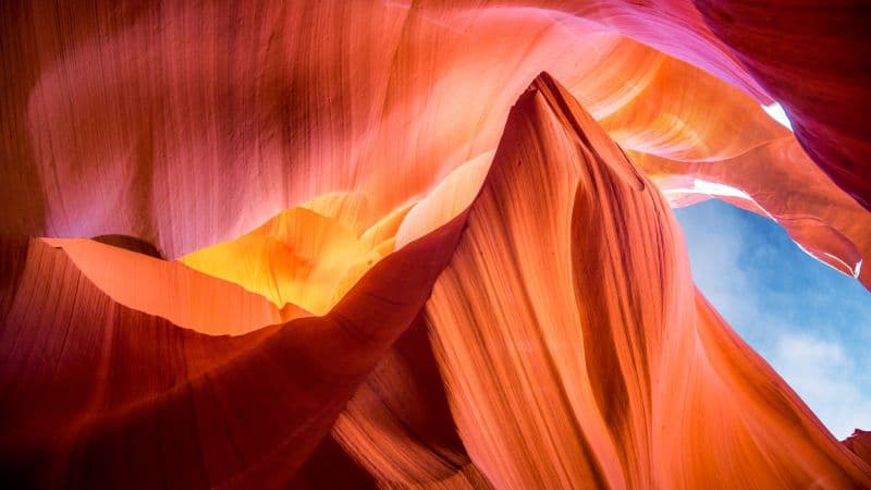 Lower Antelope Canyon The Lady in the Wind Wallpaper